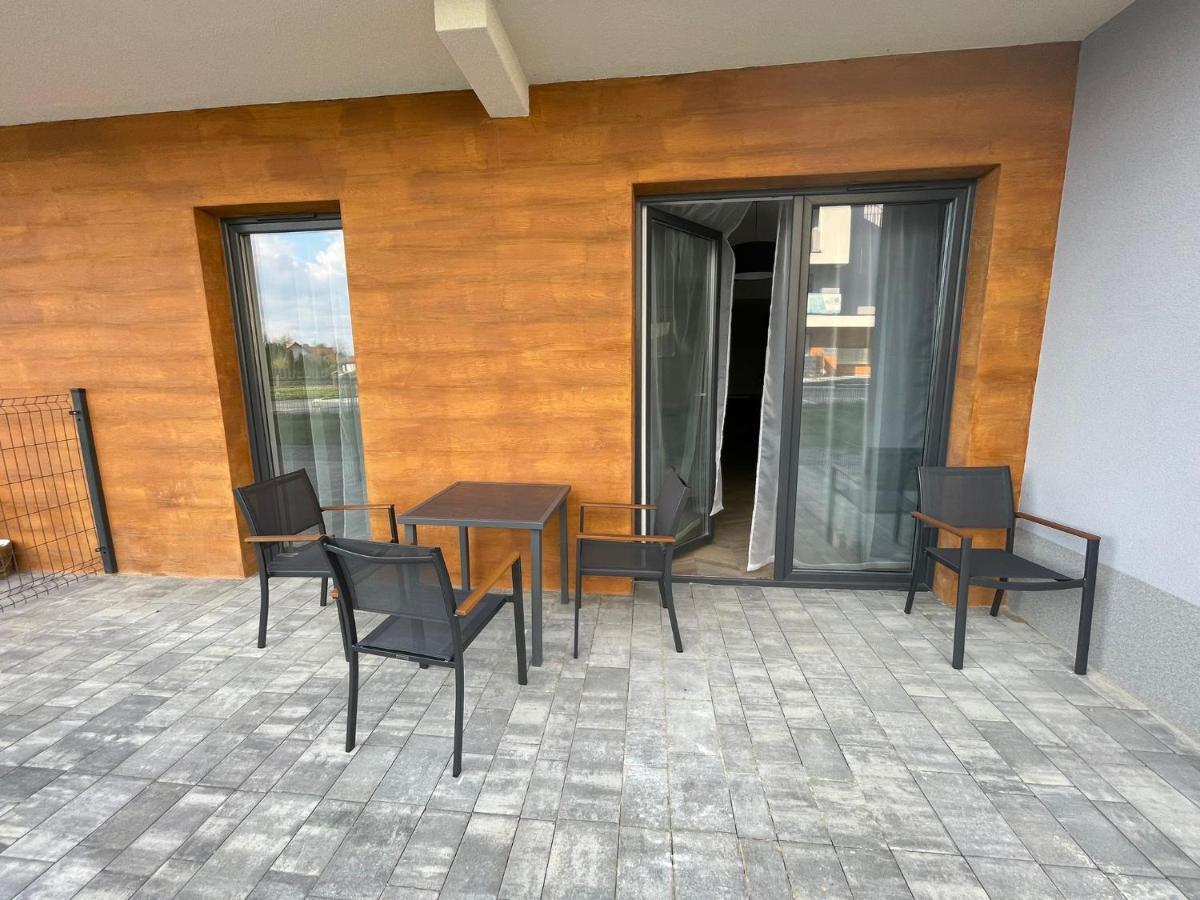 Apartament Roza 1 Zator - 2 Km Od Energylandii Extérieur photo